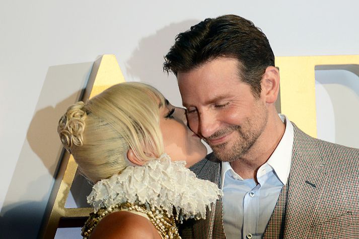 Margir netverjar halda í þá von að Bradley Cooper og Lady Gaga taki saman.