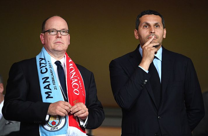 Khaldoon al Mubarak, til hægri, er stjórnarformaður Man. City. Hann er ásamt prins Albert á leik Man. City og Monaco á dögunum.