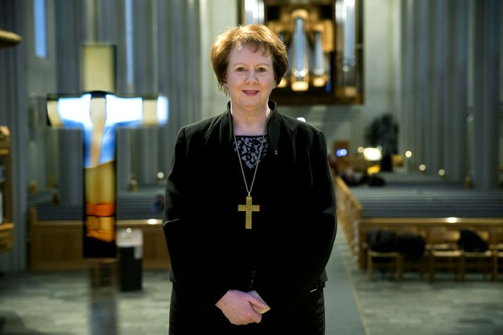 Agnes Sigurðardóttir biskup hefur tilkynnt að hún muni láta af störfum á næsta ári.