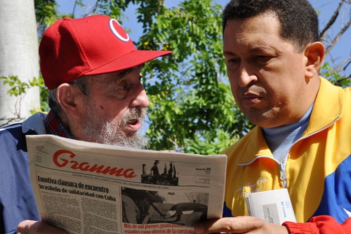 Fídel Kastró, fyrrverandi leiðtogi Kúbu, og Hugo Chavez, forseti Venesúela.