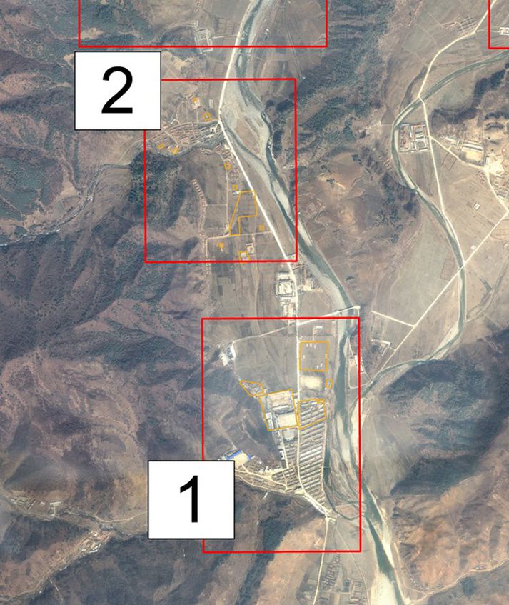 Loftmynd af tveimur af stærstu fangabúðum Norður-Kóreu.