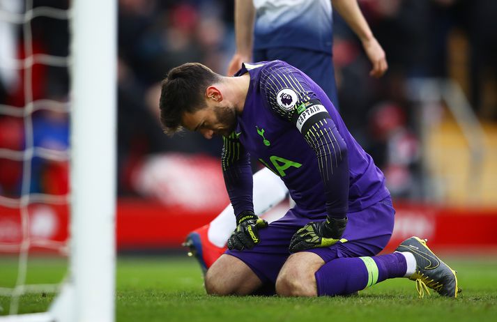 Lloris í öngum sínum eftir markið klaufalega sem hann fékk á sig gegn Liverpool.