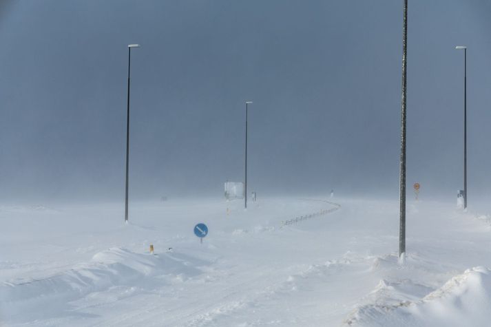 Hætta er á að færð spillist víða á landinu í dag. Myndin er úr safni.