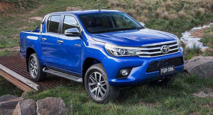 Toyota Hilux árgerð 2016 og af 8. kynslóð.