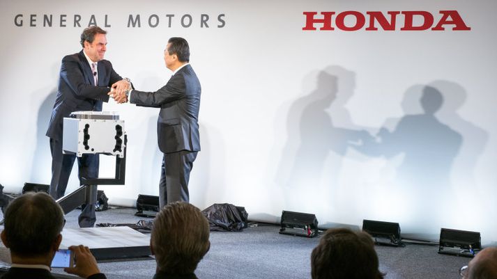 Samstarf General Motors og Honda handsalað og vonandi styttist í ódýrari vetnisbíla fyrir vikið.