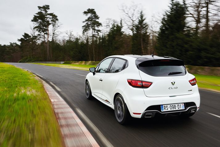 Renault Clio RS 220 Trophy.