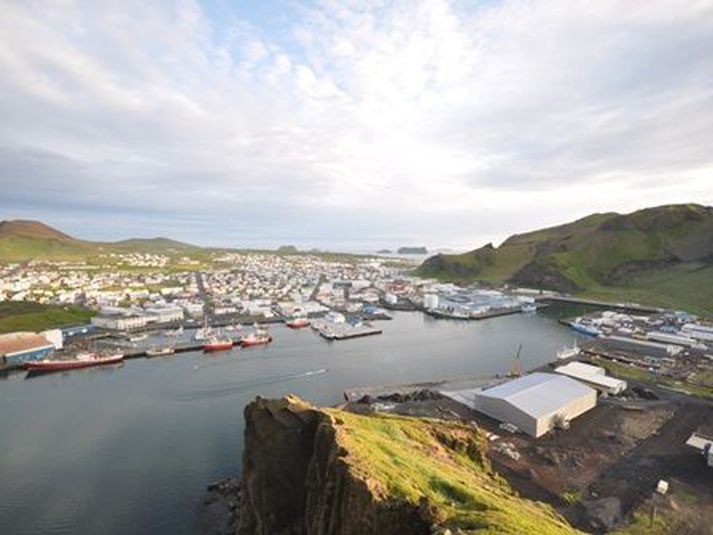 Vestmannaeyjar. Myndin er úr safni en hana tók Óskar P. Friðriksson.