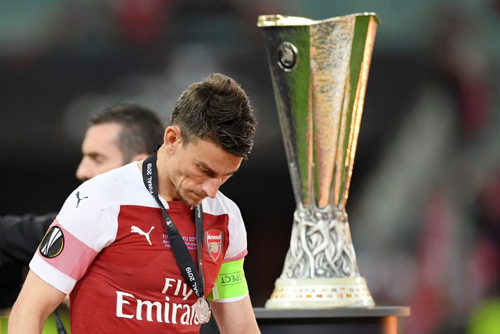 Laurent Koscielny hefur verið fyrirliði Arsenal en hér er hann eftir sinn síðasta leik með félaginu sem var úrslitaleikur Evrópudeildarinnar síðasta vor.