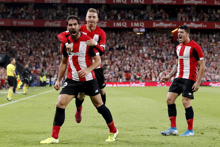 Athletic Bilbao fagnar marki í kvöld.