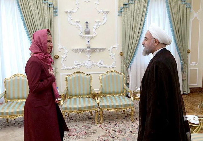 Federica Mogherini hitti Hassan Rouhani, forseta Írans, að fundi loknum.