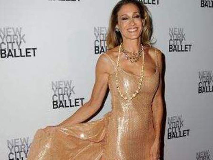 Sarah Jessica Parker segist ekki vilja leggjast undir hnífinn til að halda í æskuljómann.
nordicphotos/getty