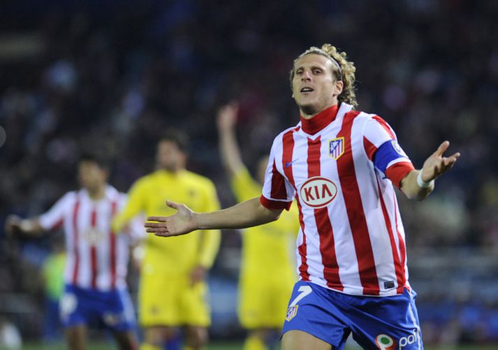 Diego Forlan í leik með Atletico.