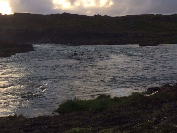 Breiðan neðan við fossinn Skugga í Langá í gær.  Ansi mikið vatn.