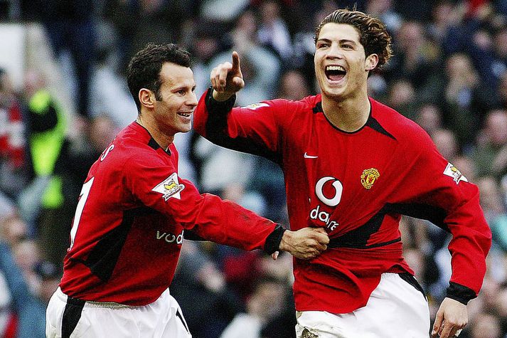 Cristiano Ronaldo með Ryan Giggs.