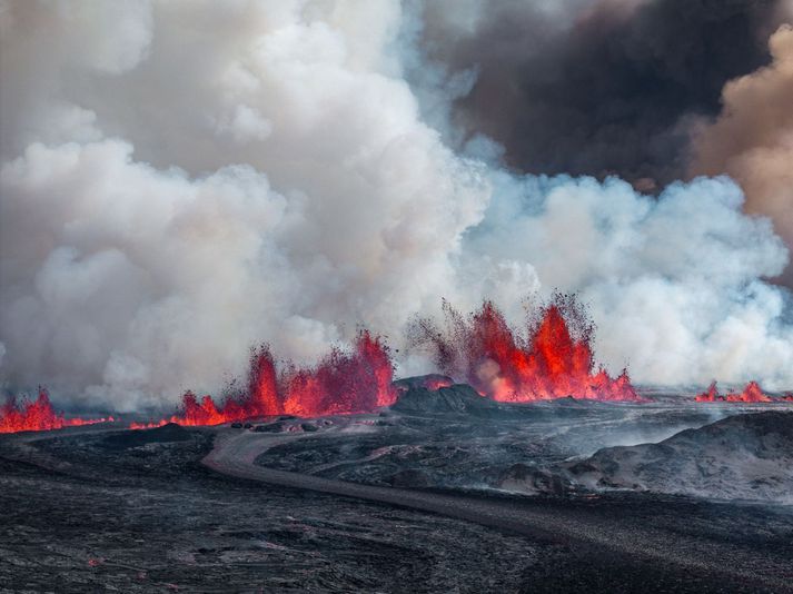 Eldgos á Reykjanesskaga fyrr á þessu ári.