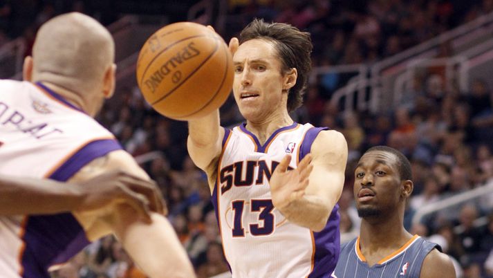 Steve Nash er enn í fullu fjöri þrátt fyrir að vera 38 ára gamall.