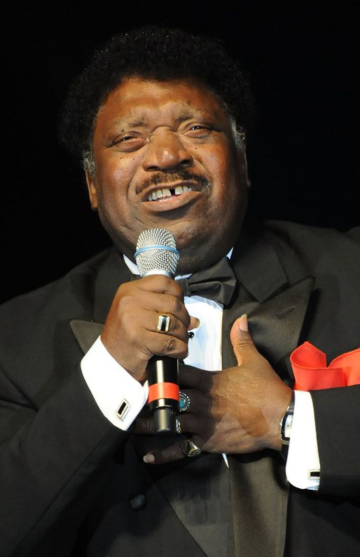 Percy Sledge lést á heimili sínu í Baton Rouge í Louisiana-ríki.