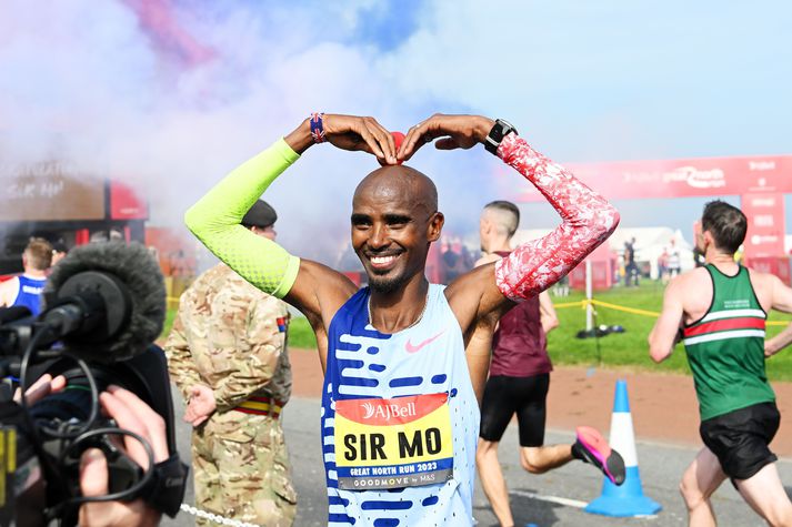 Sir Mo Farah var aðlaðaður af Elísabetu II Bretadrottningu 2017.