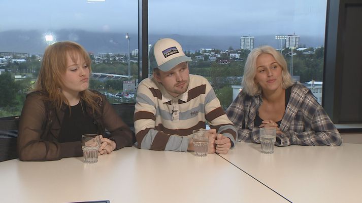 Katla Njálsdóttir, Kolbeinn Sveinsson og Berglind Alda Ástþórsdóttir eru álitsgjafar unga fólksins.