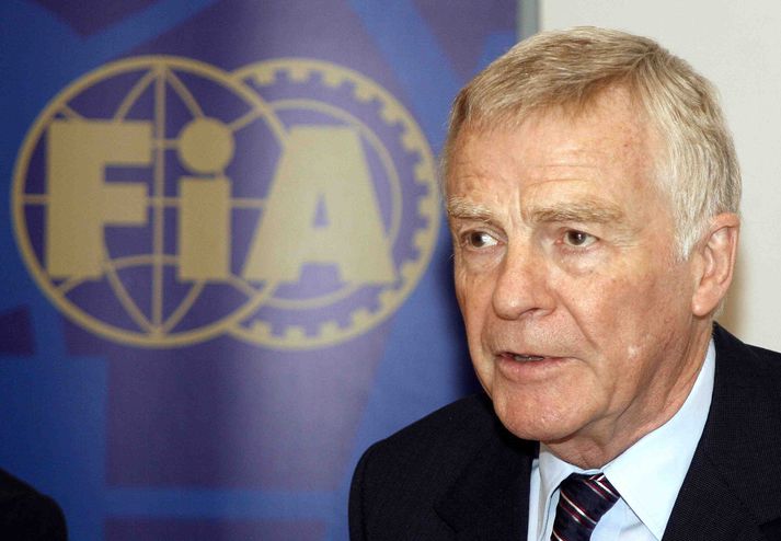 Max Mosley vill afsökunarbeiðni frá Formúlu 1 liðum vegna ummæla.