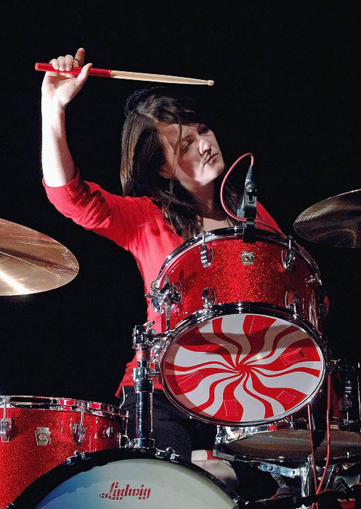 meg white Meg White er í miklu uppáhaldi hjá Dave Grohl. nordicphotos/getty