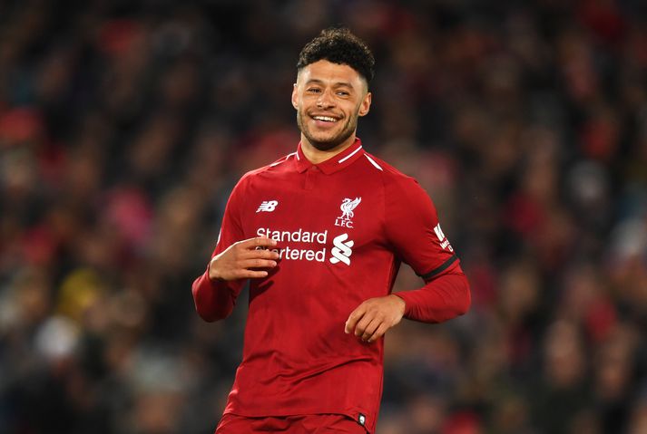 Oxlade-Chamberlain fékk langþráðar mínútur gegn Huddersfield.