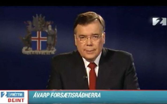 Geir H. Haarde ávarpar þjóðina daginn örlagaríka, 6. október 2008. Á sama tíma var verið að millifærða milljarða af reikningi Landsbankans í Seðlabankanum til MP banka.