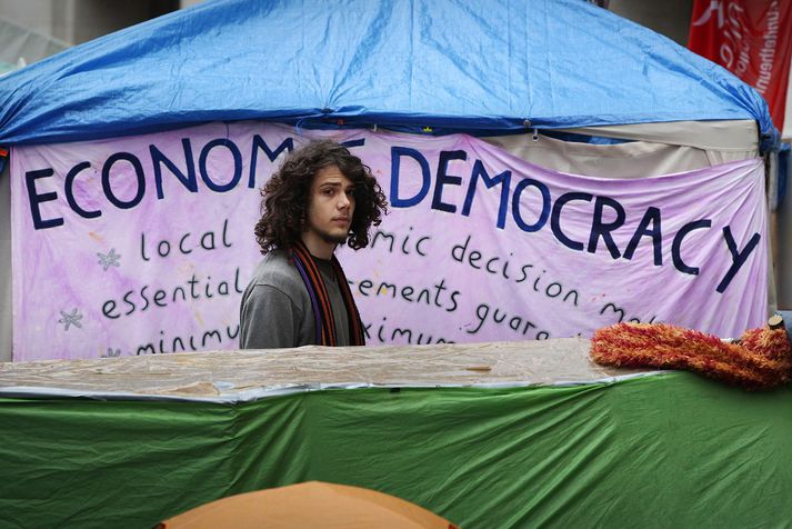 Mótmælandi í Occupy London.