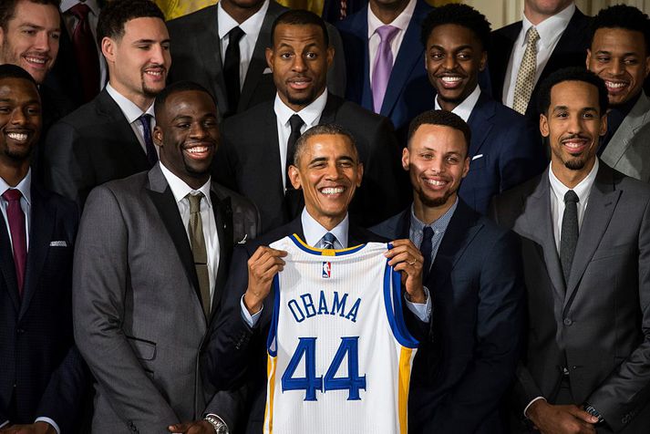 Obama með Warriors árið 2016 í Hvíta húsinu.