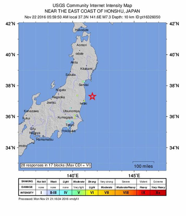 Jarðskjálftinn reið yfir við strendur Fukushima.