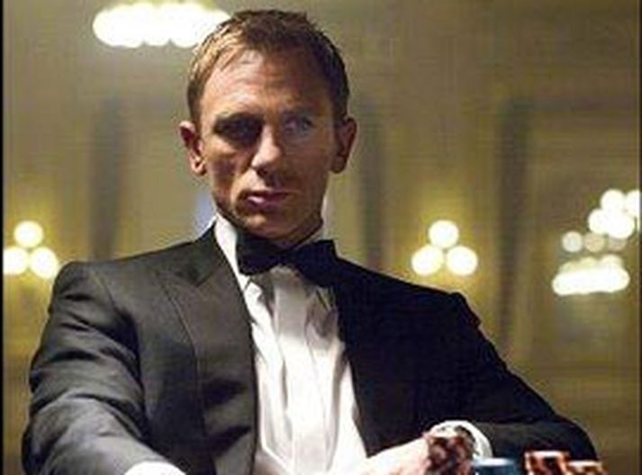 James Bond Casino Royale hefur slegið rækilega í gegn í Bretlandi.