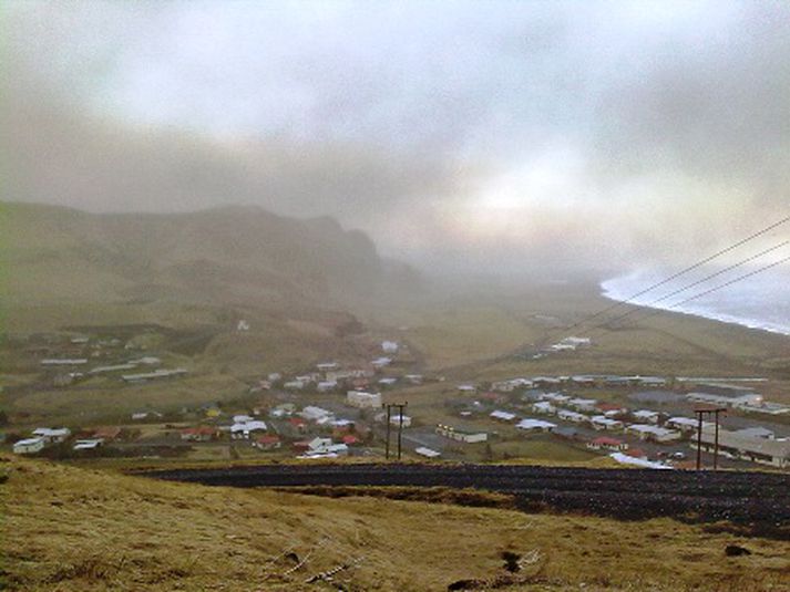 Íbúar á gossvæðinu geta rætt við fulltrúa Rauða krossins um þær hrikalegu hremmingar sem þeir hafa upplifað undanfarna daga.