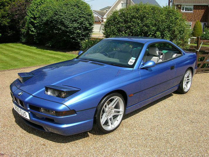 BMW 8-línu bílarnir sem smíðaðir voru frá 1989 til 1999 voru gullfallegir bílar.