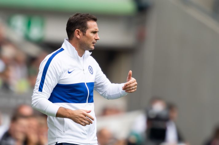 Frank Lampard á hliðarlínunni í dag.