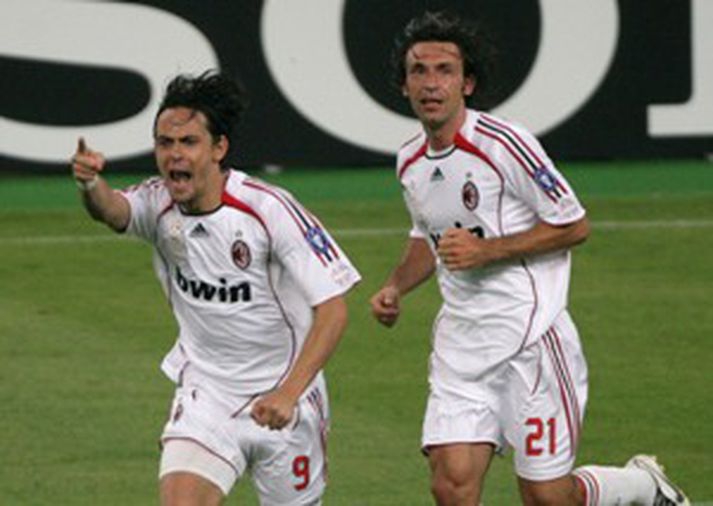 Inzaghi og Pirlo fagna marki Milan