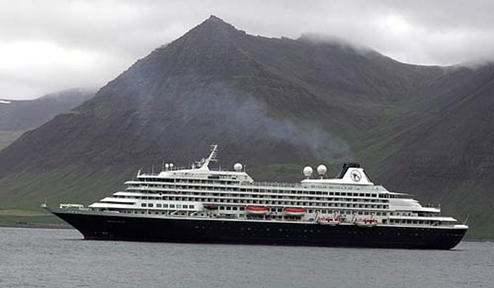 Skipið Prinsemdam er væntanlegt til Ísafjarðar á morgun.