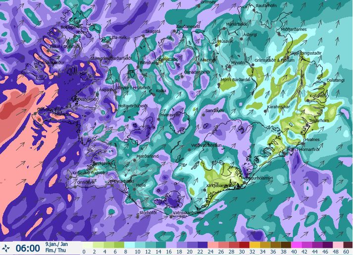 Vindaspáin klukkan sex í fyrramálið en lítið sem ekkert ferðaveður verður á stórum hluta landsins fram yfir hádegi á morgun.