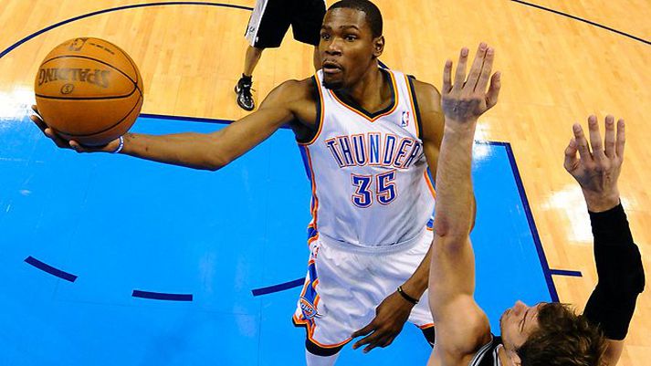 Oklahoma City Thunder, sem tapaði í úrslitum NBA deildarinnar s.l. vor gegn Miami Heat, er til alls líklegt í vetur en liðið er með besta vinningshlutfall allra liða í deildinni.