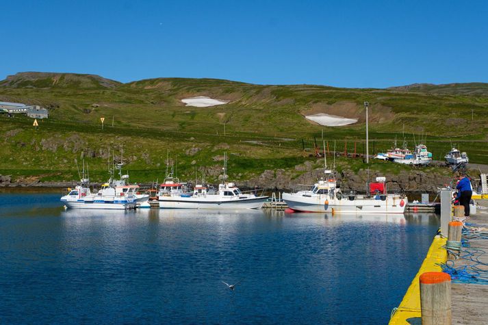 Auknar líkur eru á skriðum á Ströndum um helgina.