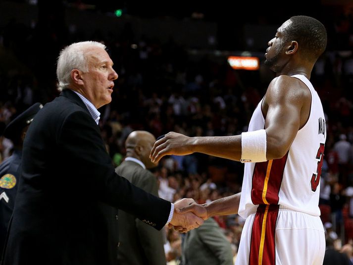 Gregg Popovich og Dwyane Wade, ein af fjölmörgum stjörnum Miami Heat liðsins.