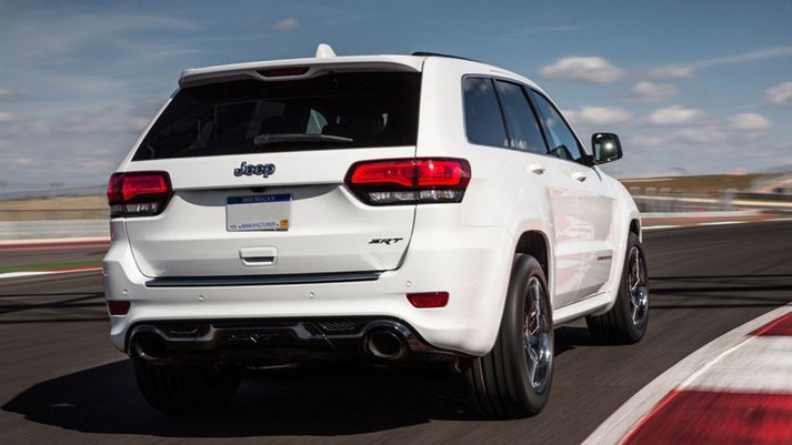 Jeep Cherokee SRT eröflugur jeppi en Jeep Cherokee Hellcat verður mun öflugri.