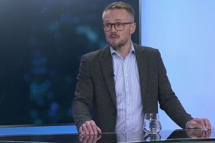 Benedikt S. Benediktsson, framkvæmdastjóri Samtaka verslunar og þjónustu, segir að í dag séu janúarútsölurnar formlega byrjaðar.