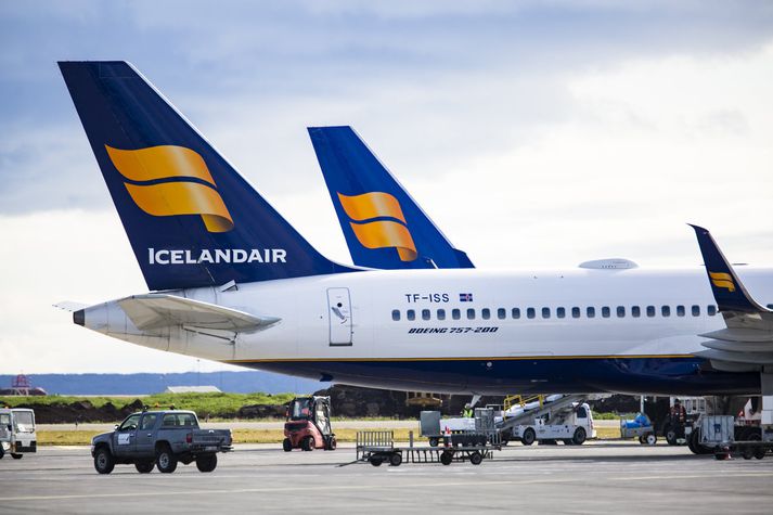 Greint var frá kaupum Icelandair á WOW air á mánudag en kaupin eru gerð með fyrirvara um samþykki Samkeppniseftirlitsins.