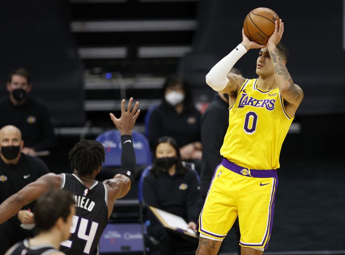 Kyle Kuzma tryggði Lakers sigurinn í nótt.