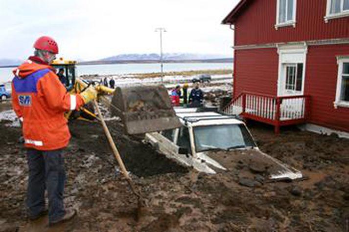 Unnið að hreinsun á Sauðárkróki