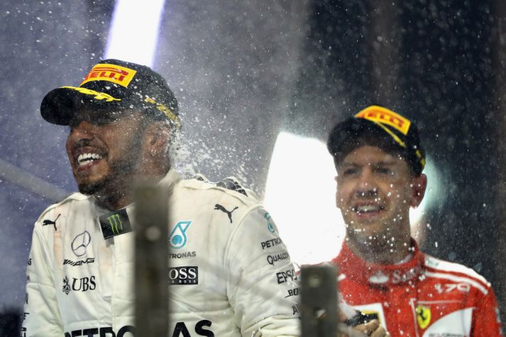 Lewis Hamilton og Sebastian Vettel þekkja kampavínið vel.