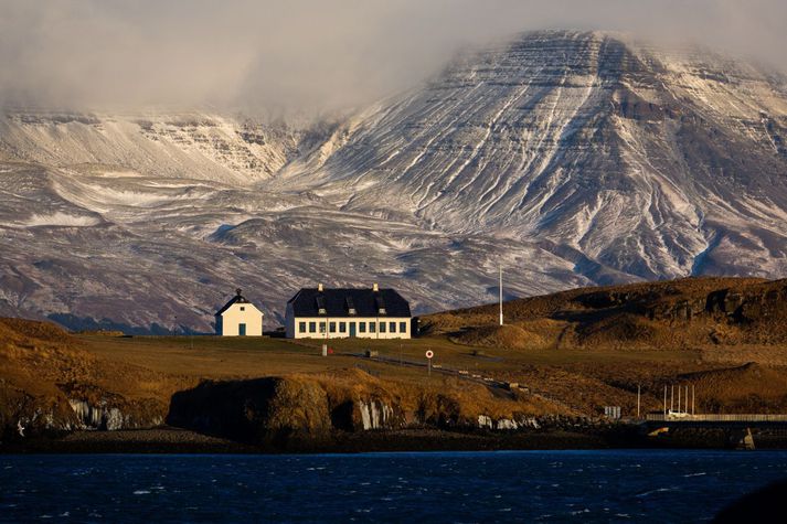 Frost verður á bilinu núll til átta stig í dag.