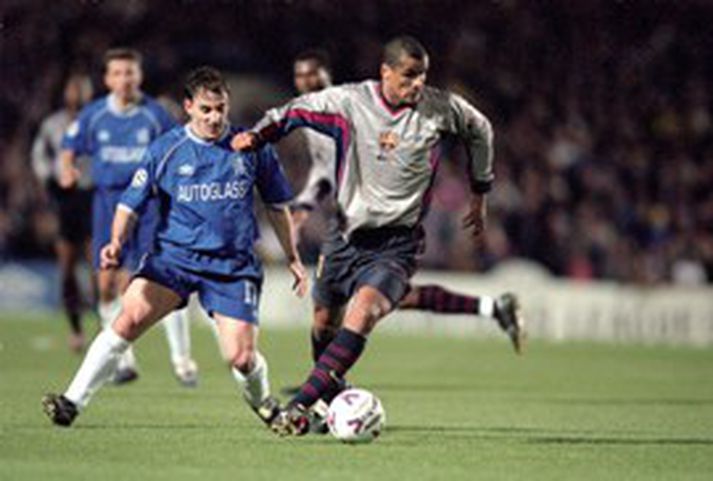 Hér má sjá Rivaldo með Barcelona í leik gegn Chelsea árið 2000