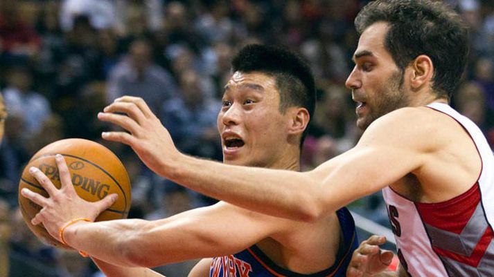 Jeremy Lin lék vel fyrir New York gegn Toronto í nótt.