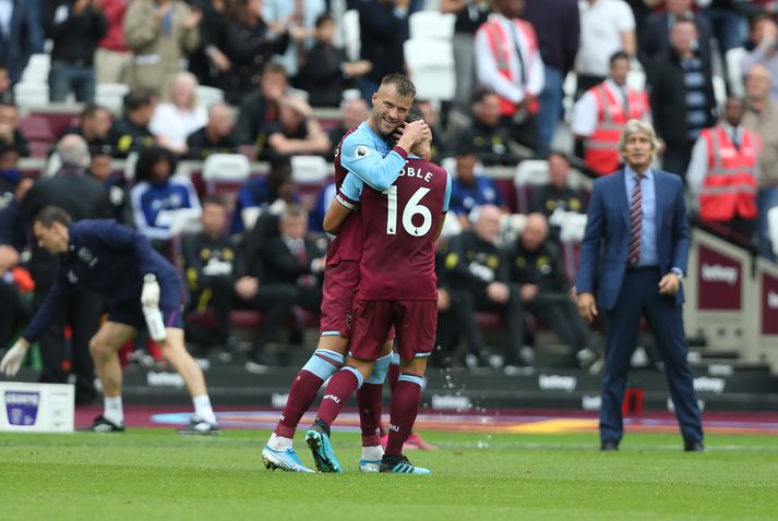 West Ham fagnar öðru marki sínu um helgina.